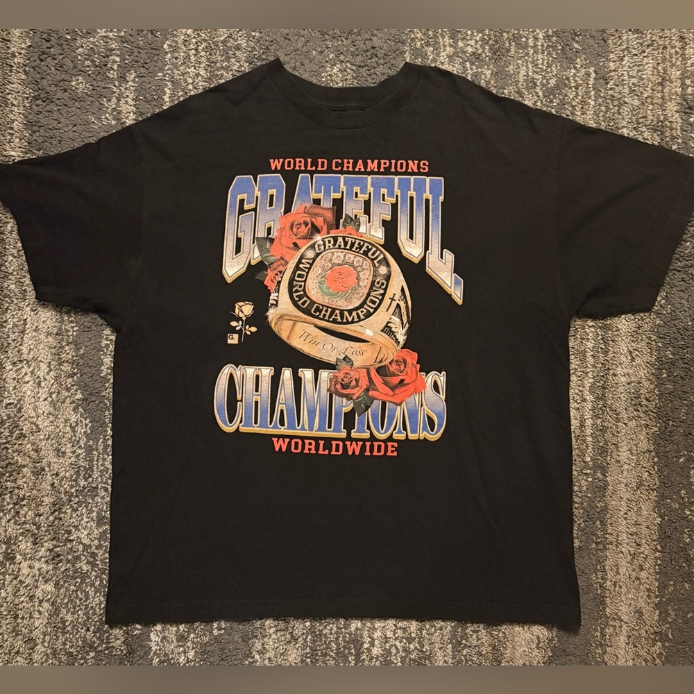 Grateful Graphic T-Shirt